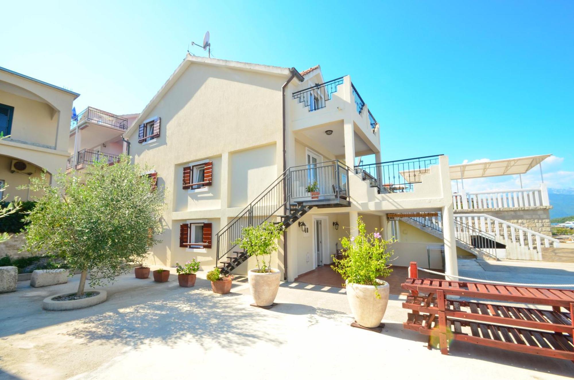 Dubravcevic Residence 蒂瓦特 外观 照片